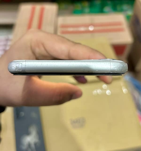 iphone 11 PTA approved for sale 3