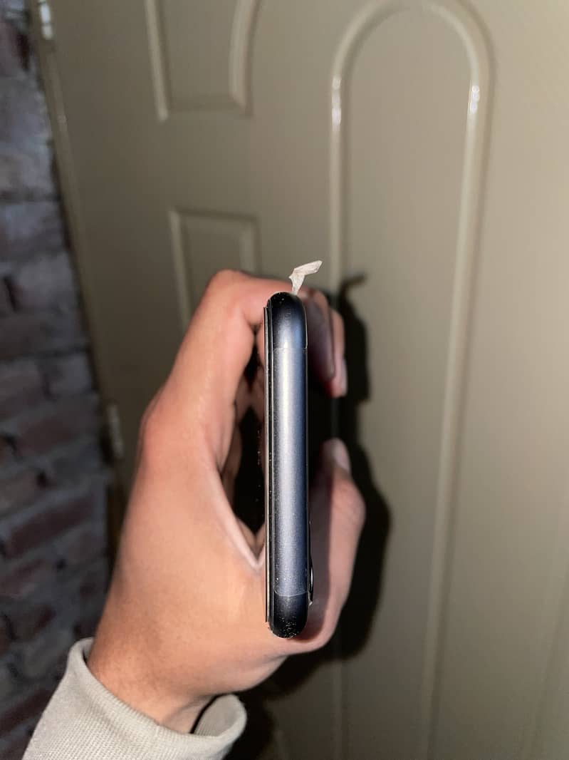 Apple iPhone 11 2