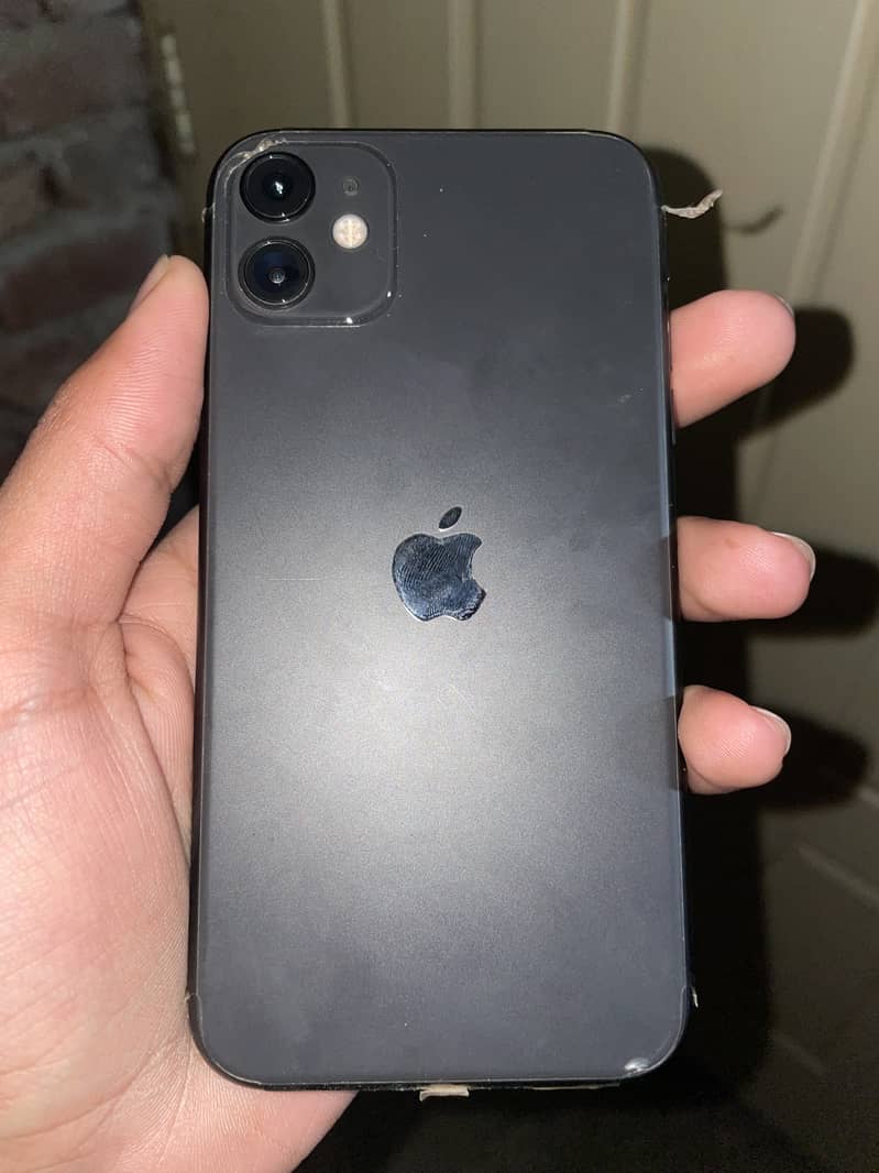 Apple iPhone 11 3