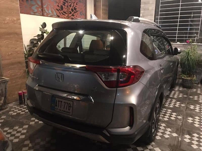 Honda BR-V 2021 4