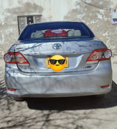 Toyota Corolla Altis SR with Sunroof, Cruise Control, Model Decem 2013