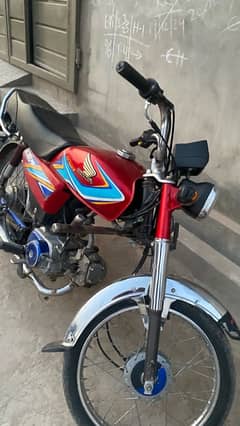 honda cd 70  total geniune