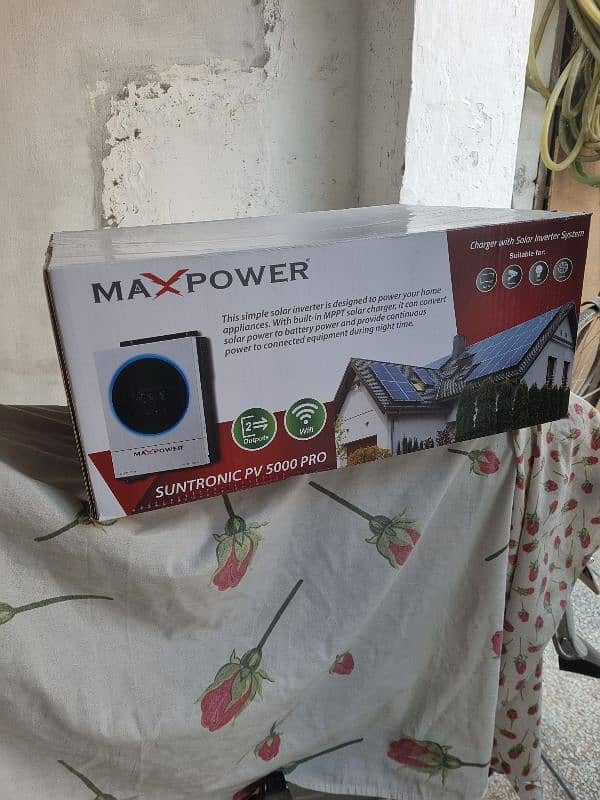 MaxPower Suntronic PV 5000 Pro 4kW Solar Hybrid Inverter - Brand New 2