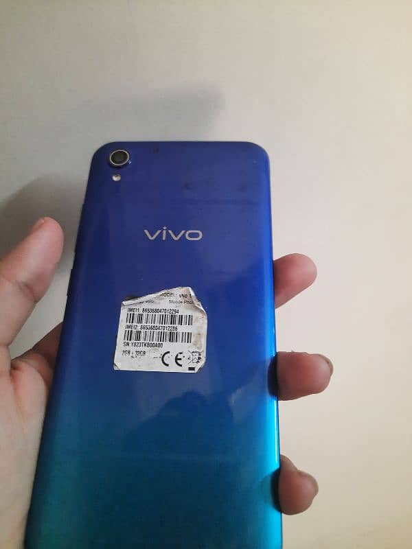 Vivo Y90 3