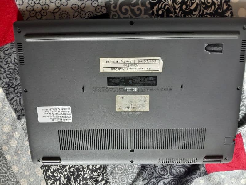 Dell Latitude 3410 1