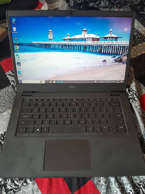 Dell Latitude 3410 2