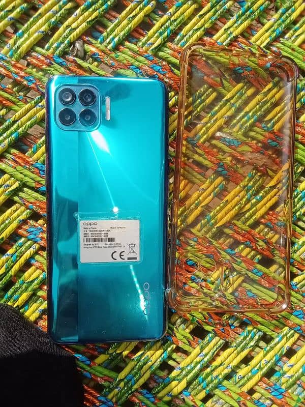 I'm selling oppo f17pro 8/128 with complete accessories 1