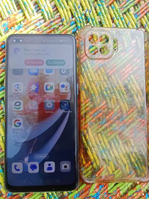 I'm selling oppo f17pro 8/128 with complete accessories 2