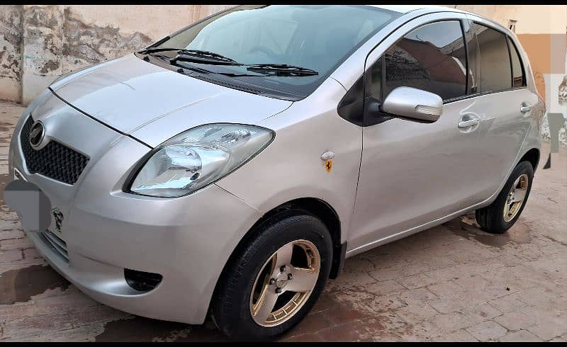 Toyota Vitz 2007 1