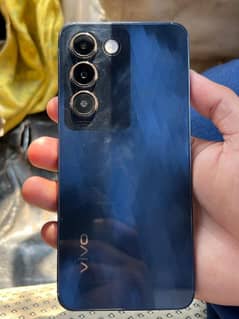 Vivo y100