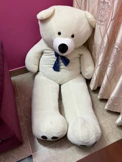 gaint teddy bear color white 8 ft