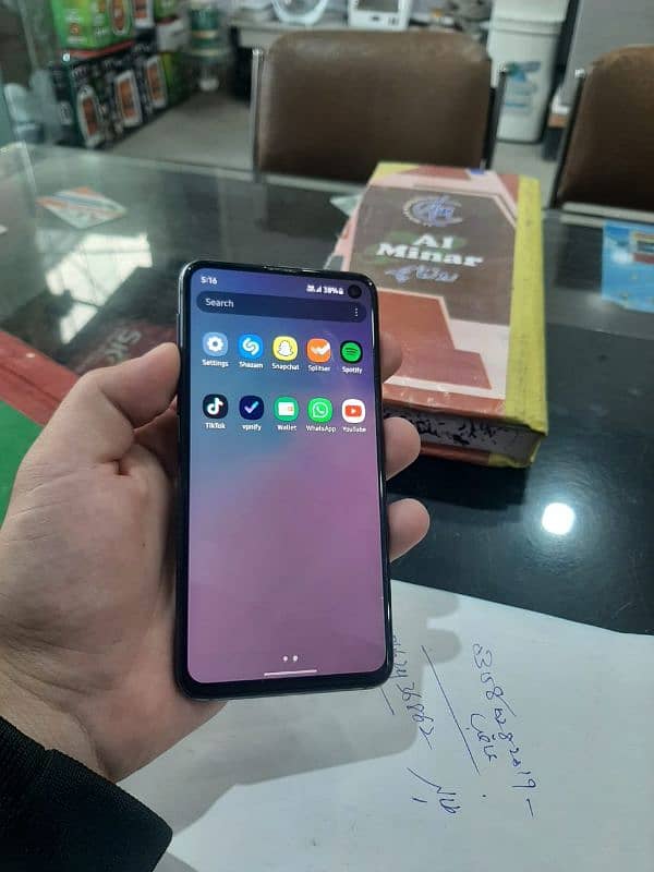 Samung Galaxy S10e, Approved, 6/128 0