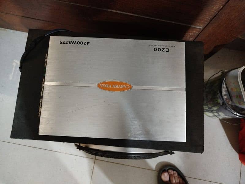 SLIGHTLY USED AMP and WOOFER 1