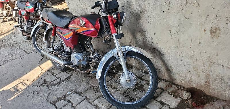 Honda 70cc in original condition. . 1