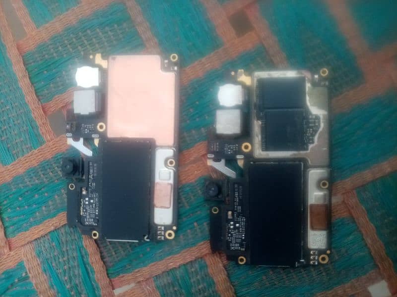 Oppo A3S mother boards 1