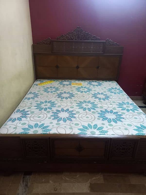 king bed Set with Mattress And Dressing table 1