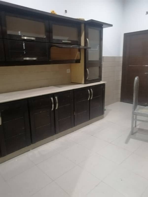 E-11 Beautiful 1 Kanal Upper Portion Available For Rent 6