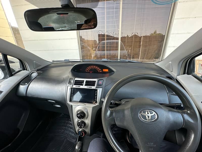 Toyota Vitz 2007 8