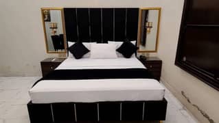 Welcome to All Guest house In Karachi Room's available for Families