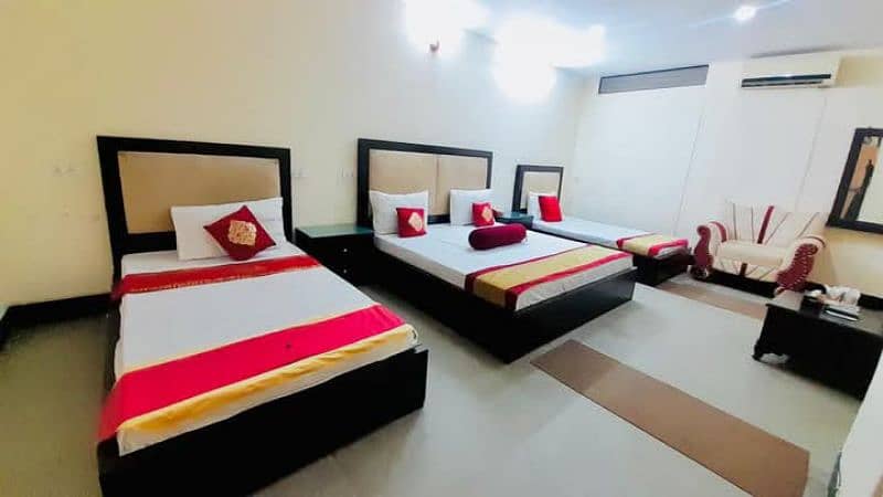 Welcome to All Guest house In Karachi Room's available for Families 11