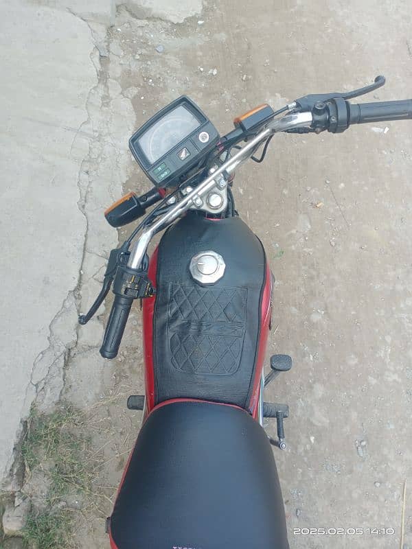 United -70 CC 2017 Model for 33,000 Rs 2