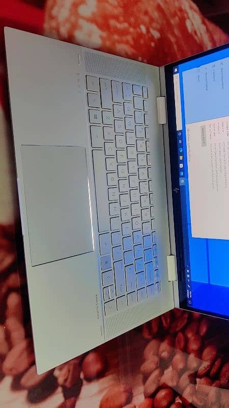 HP Envy Series x360 1