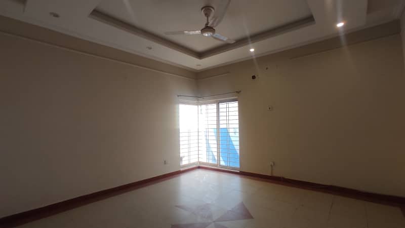 1 Kanal Full House Available For Rent 26