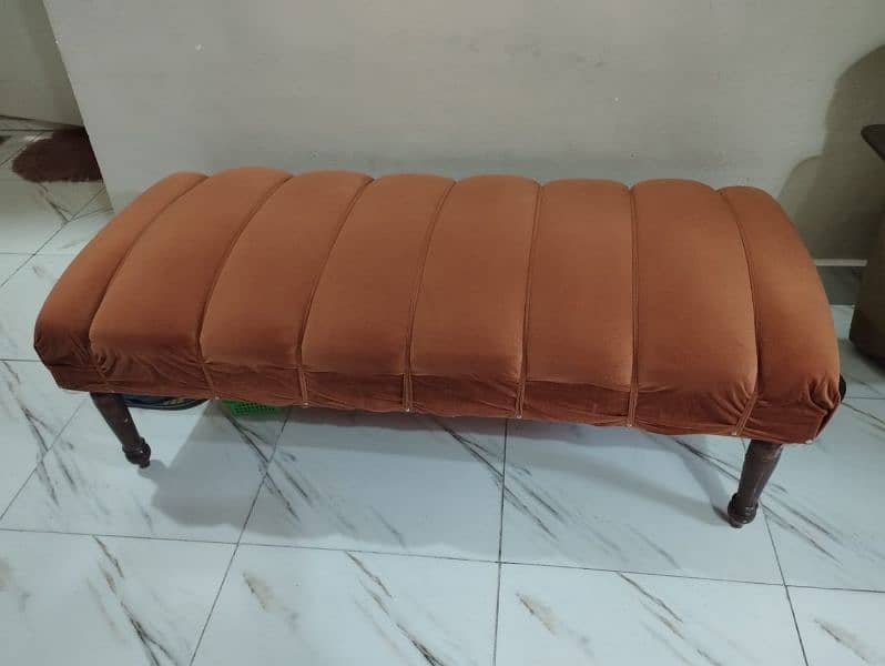 puffy sofa set with table 2