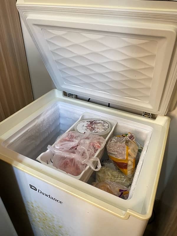 Dawlance refrigerator 1