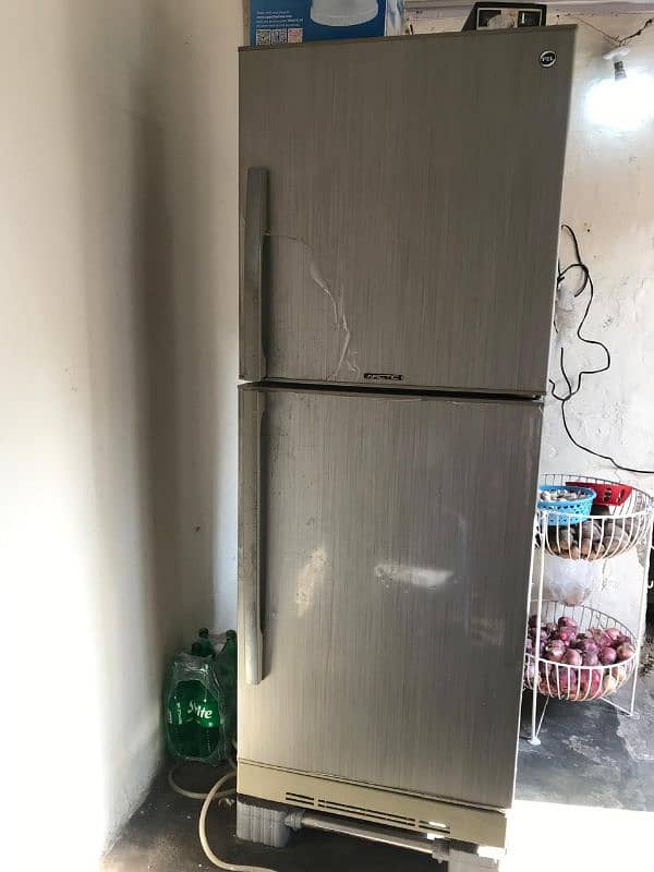 Fridge for sale in cheap price 0