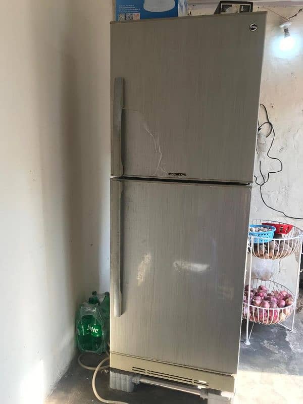 Fridge for sale in cheap price 1