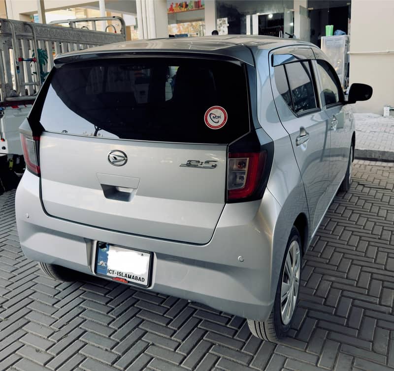 Daihatsu Mira 2021 4