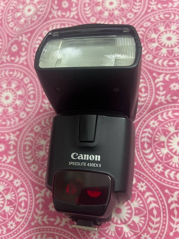 Canon SpeedLite 430Ex II 2