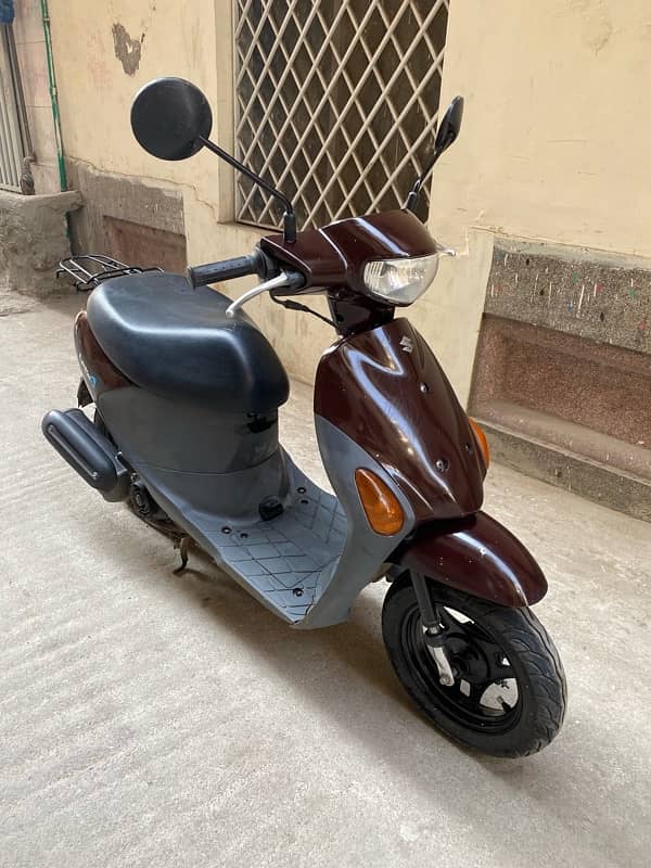 Scooty 0