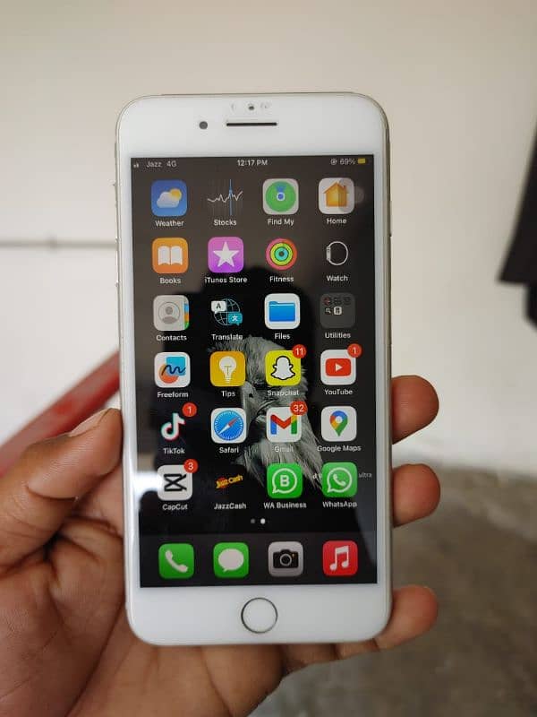 i phone 8 plus PTA approved scratch less condition 5