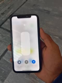 iphone 11 non jv face id off Baki all ok h exchange possible