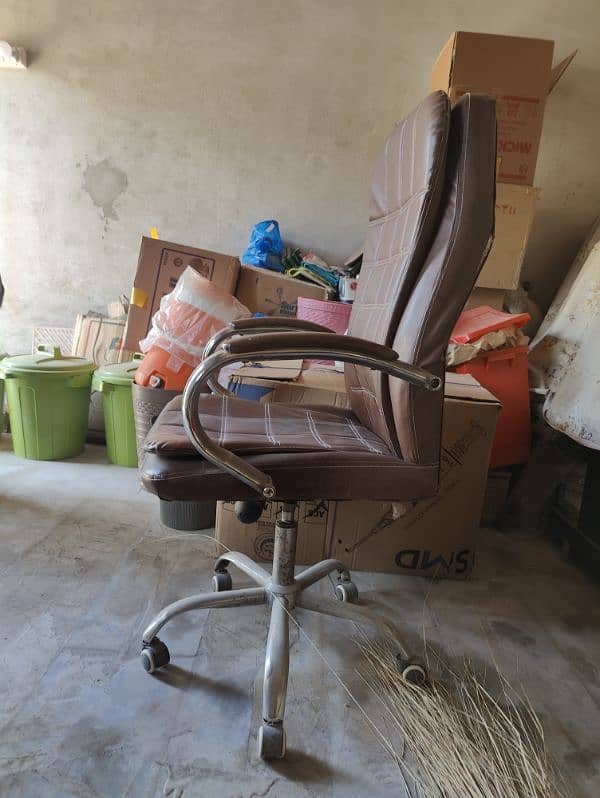 office table and chair for sale 1