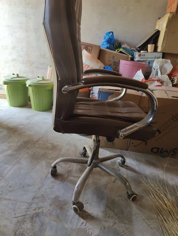 office table and chair for sale 2