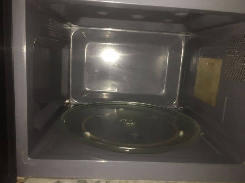 microwave oven 2