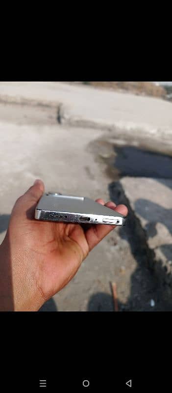 Infinix note 40 4