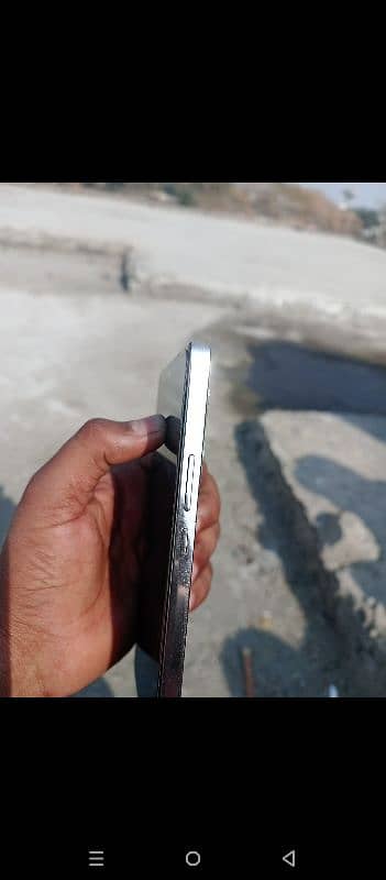 Infinix note 40 5