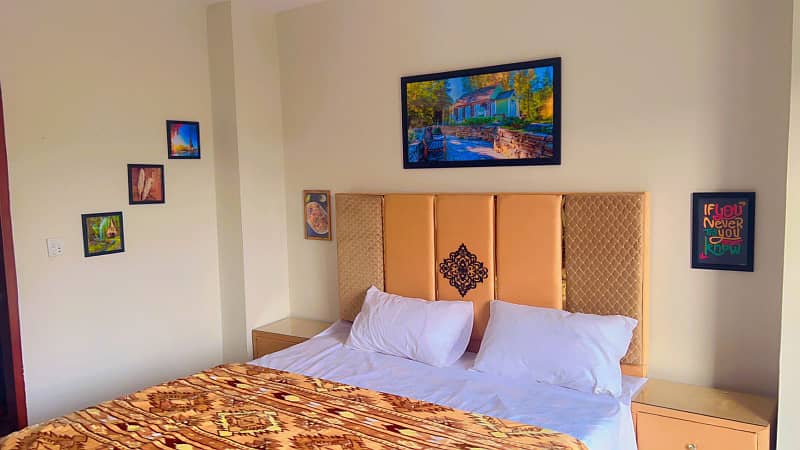 HOTEL SARTAJ Newly open discounted Rates Furnished Rooms Guest House 5