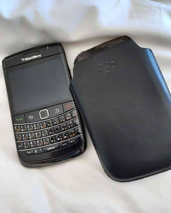 BLACKBERRY ALL STOCK AVAILABLE HA WHATSPP ONLY 03327731988 CHOICE UR 8