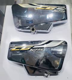 125 Special Edition 2020 Fuel Tank & Side Cover Chrome