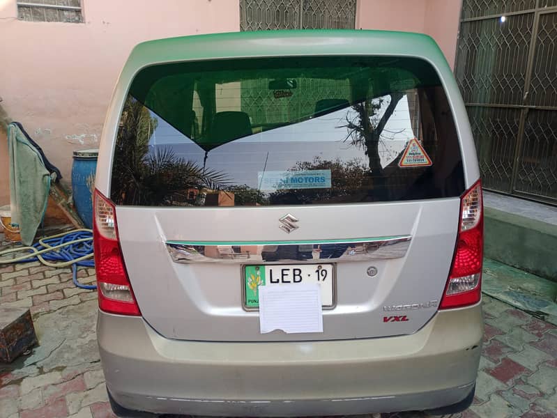 Suzuki Wagon R 2019 13