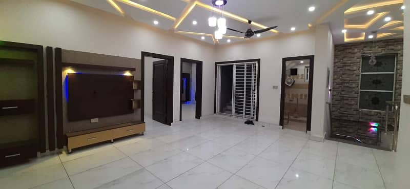 10 Mrla Brand New House for Rent Citi Housing Gujranwala 2