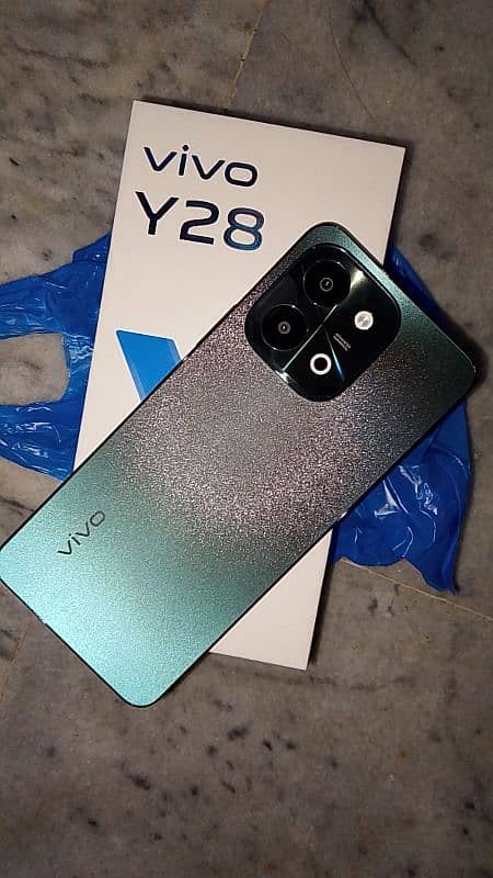 Vivo y28  6gb /128 gb 10 by 10 Condition 10 Months warranty 1