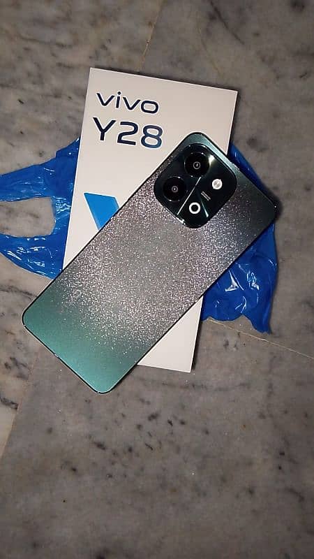 Vivo y28  6gb /128 gb 10 by 10 Condition 10 Months warranty 2