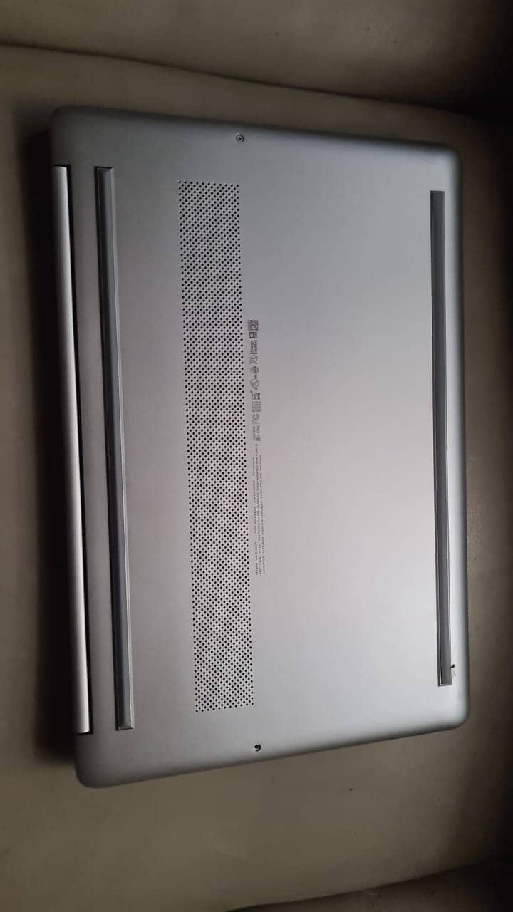 Hp laptop 8gb RAM 256 Rom 2