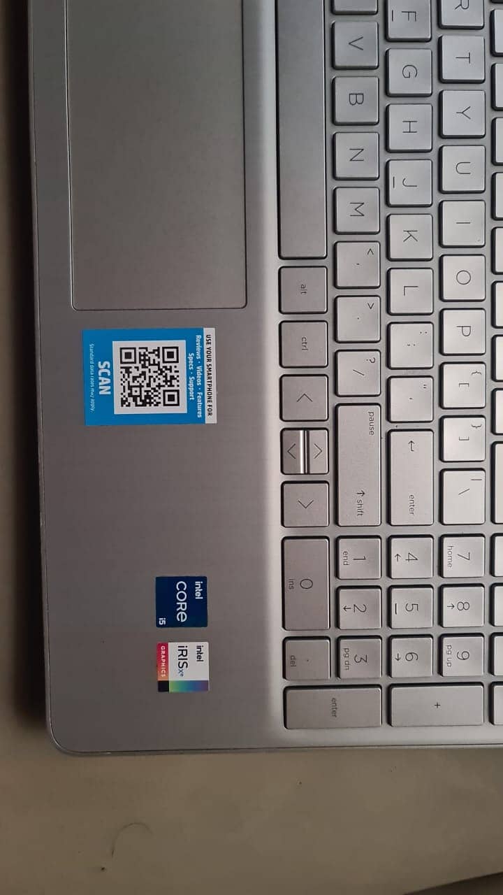 Hp laptop 8gb RAM 256 Rom 4